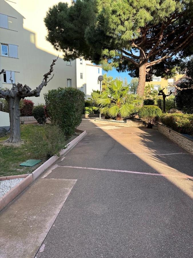 Helios Apartamento Agde Exterior foto
